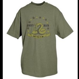 NWOT 2XL Men’s T-shirt “Don’t Tread on Me” Final Closeout
